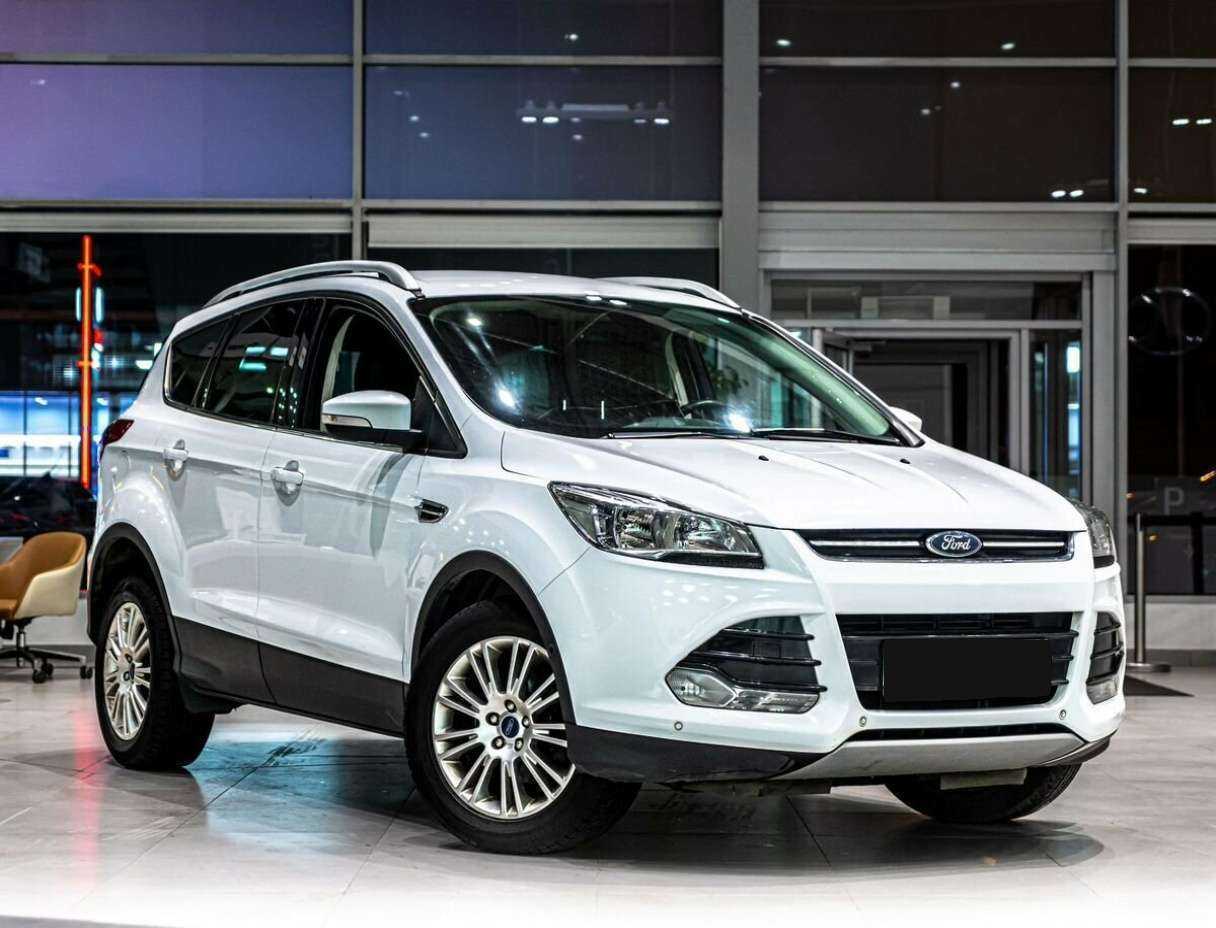 Ford Kuga б/у, 2016, Автоматическая. Фото: #1
