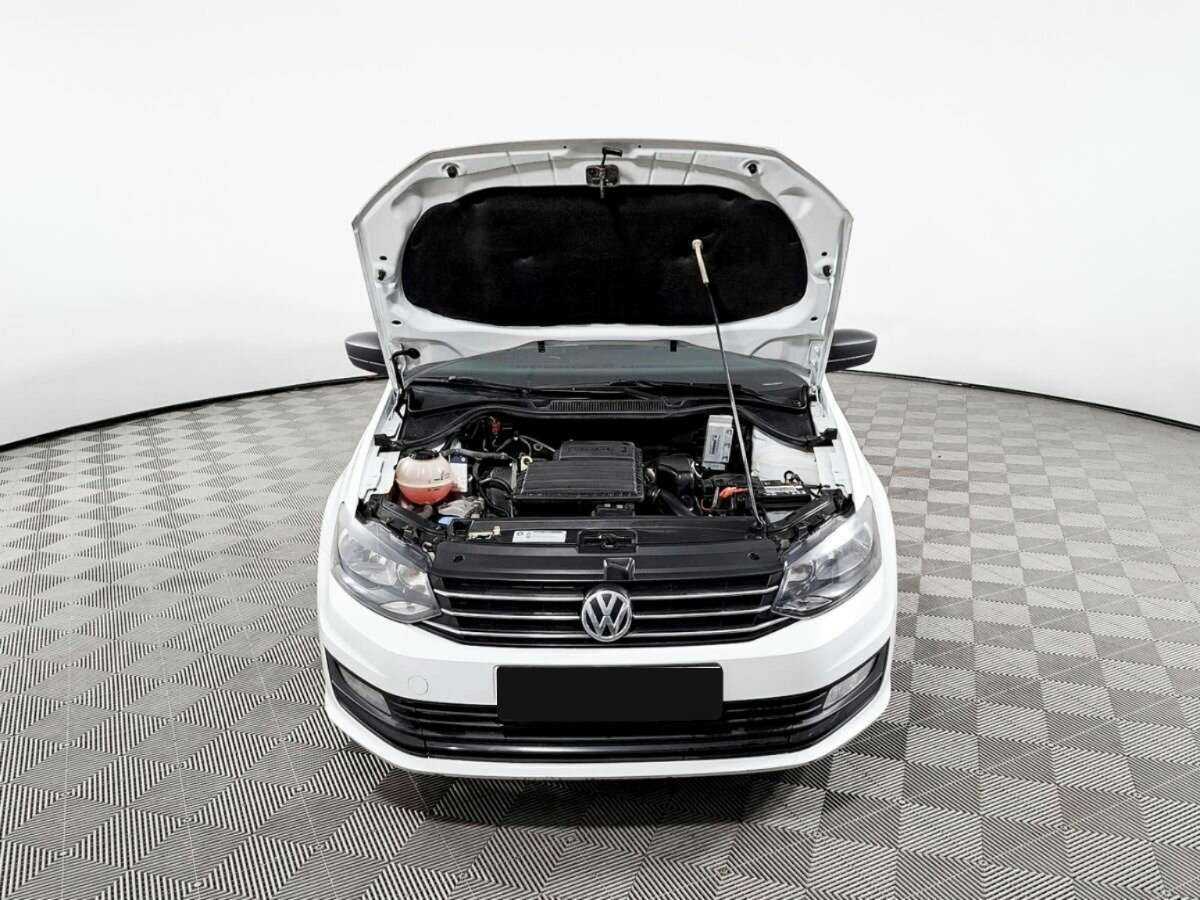 Volkswagen Polo б/у, 2019, Механическая. Фото: #8