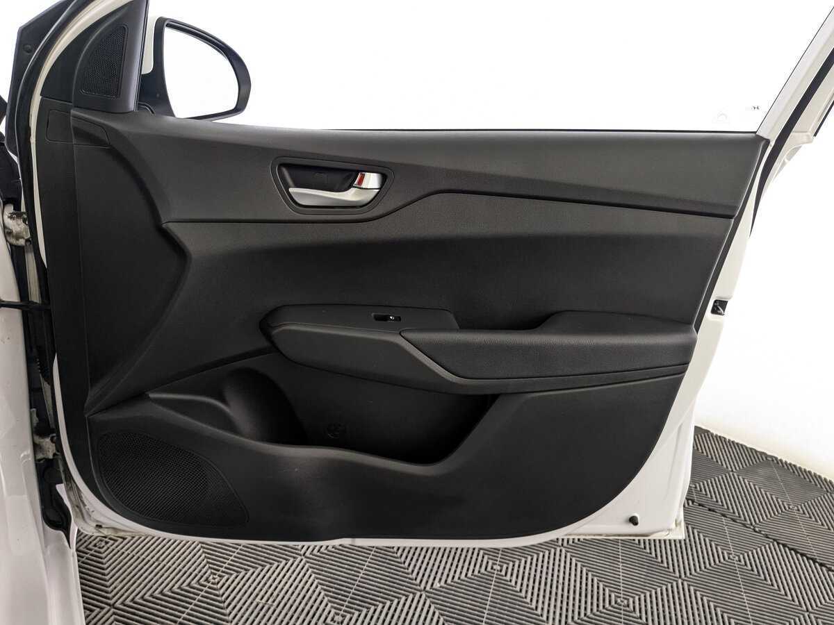 Hyundai Solaris б/у, 2021, Автоматическая. Фото: #24