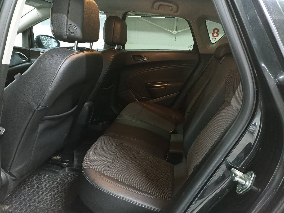 Opel Astra б/у, 2012, Автоматическая. Фото: #11