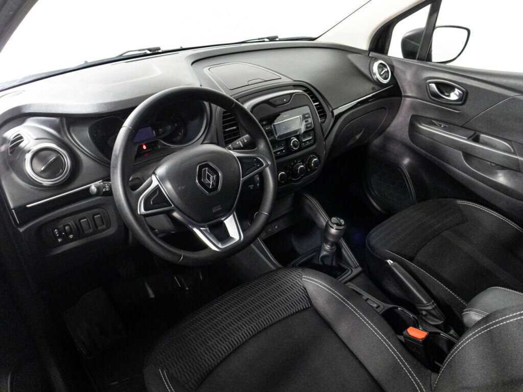 Renault Kaptur б/у, 2022, Механическая. Фото: #10