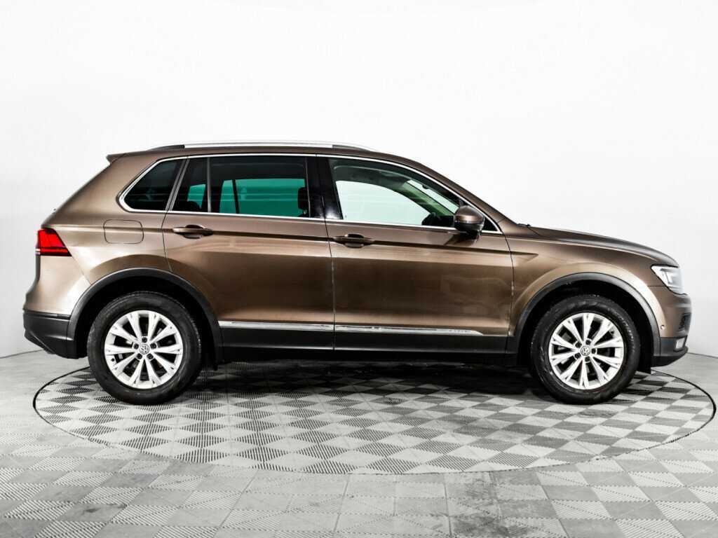 Volkswagen Tiguan б/у, 2017, Роботизированная. Фото: #3