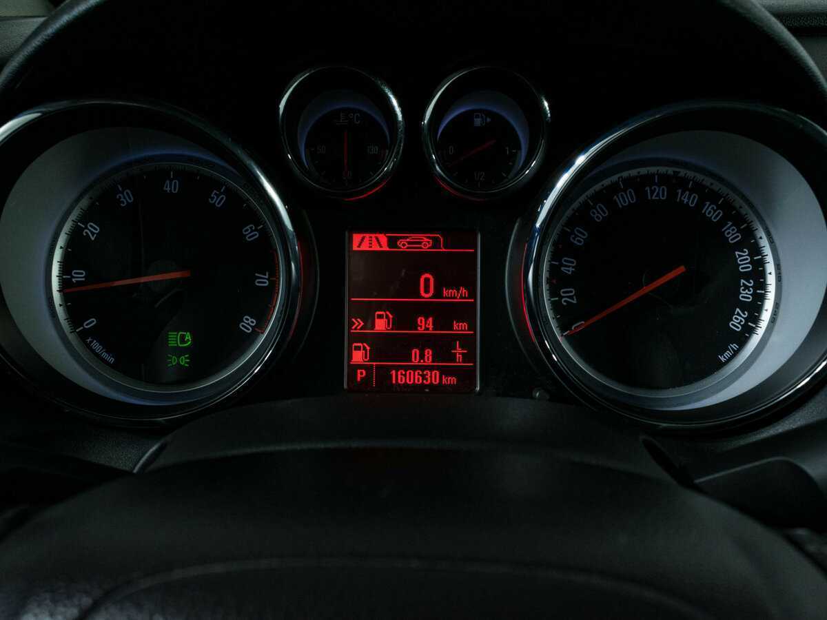 Opel Astra б/у, 2012, Автоматическая. Фото: #10