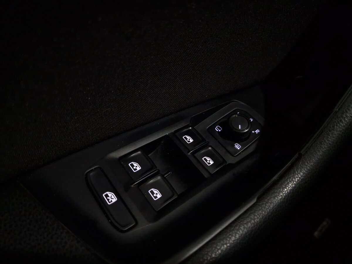 Volkswagen Passat б/у, 2015, Роботизированная. Фото: #11