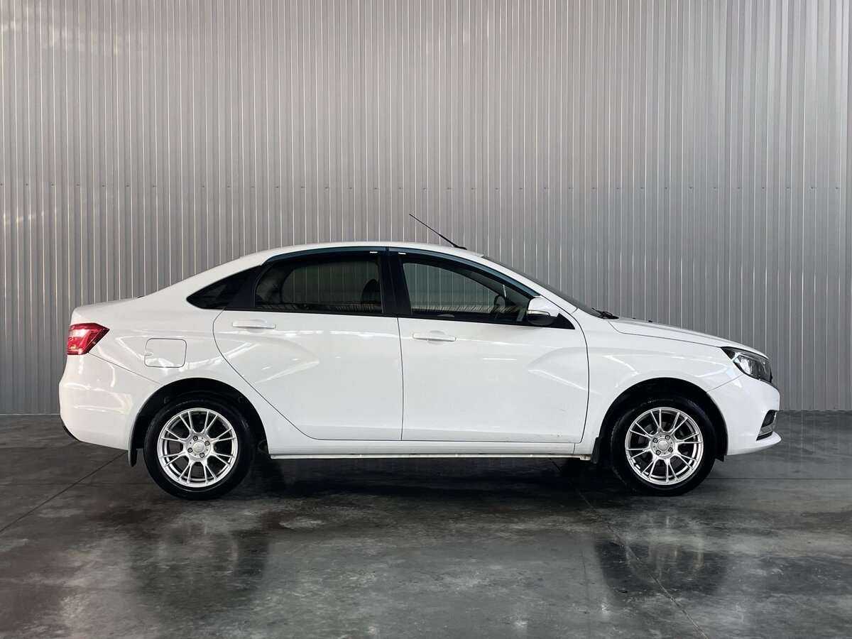 Lada (ВАЗ) Vesta б/у, 2017, Механическая. Фото: #3