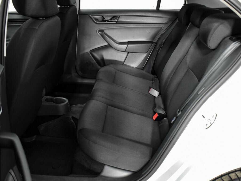 Skoda Rapid б/у, 2018, Механическая. Фото: #9