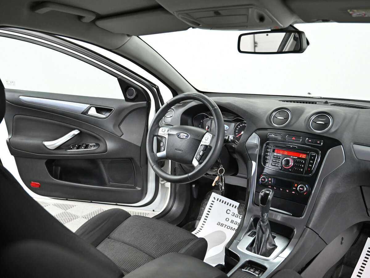 Ford Mondeo б/у, 2013, Автоматическая. Фото: #9