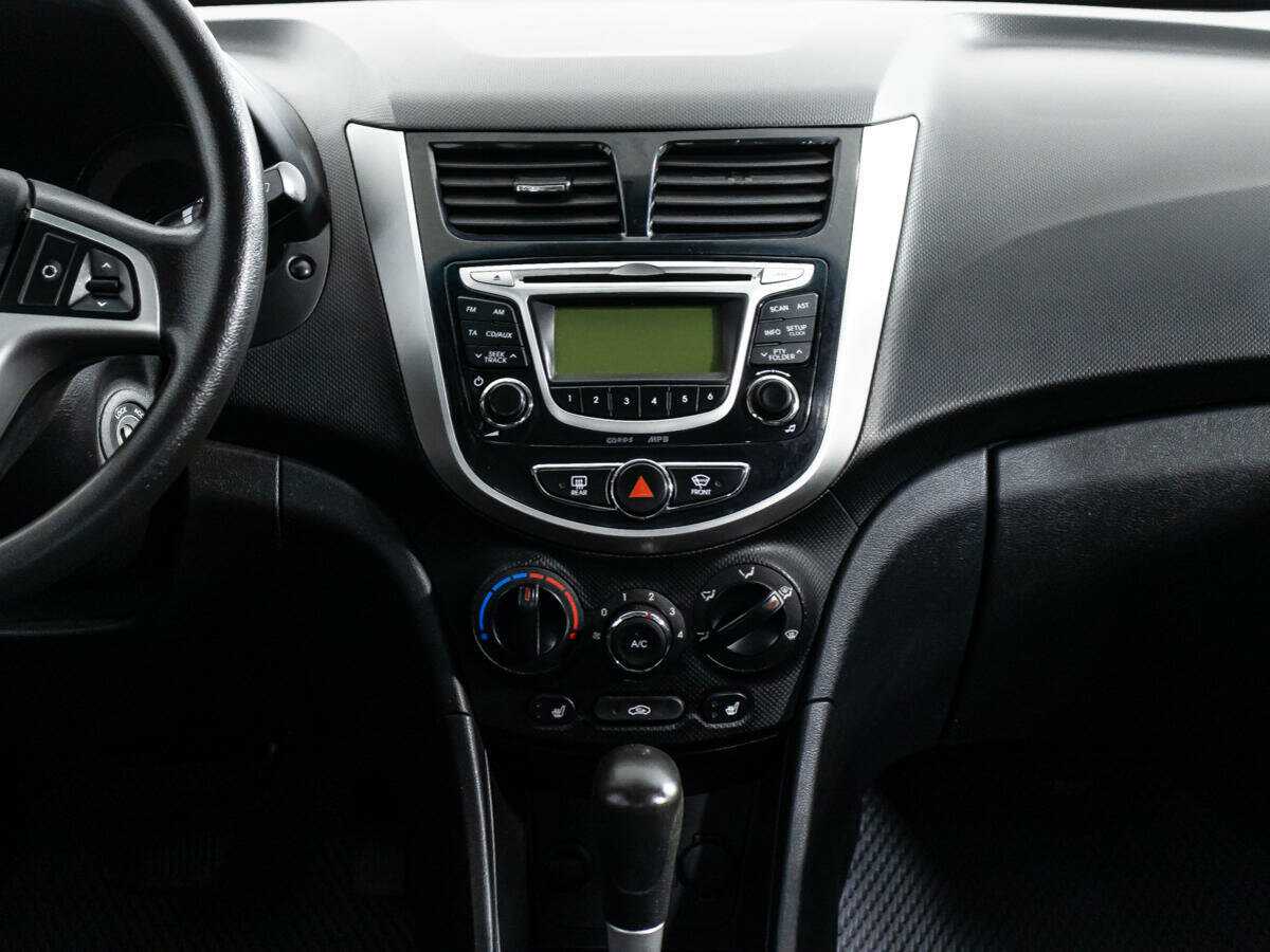 Hyundai Solaris б/у, 2014, Автоматическая. Фото: #13