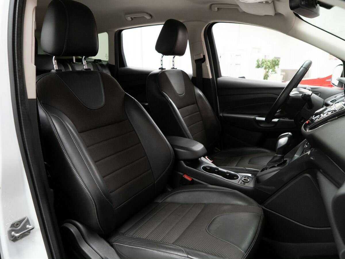 Ford Kuga б/у, 2016, Автоматическая. Фото: #8