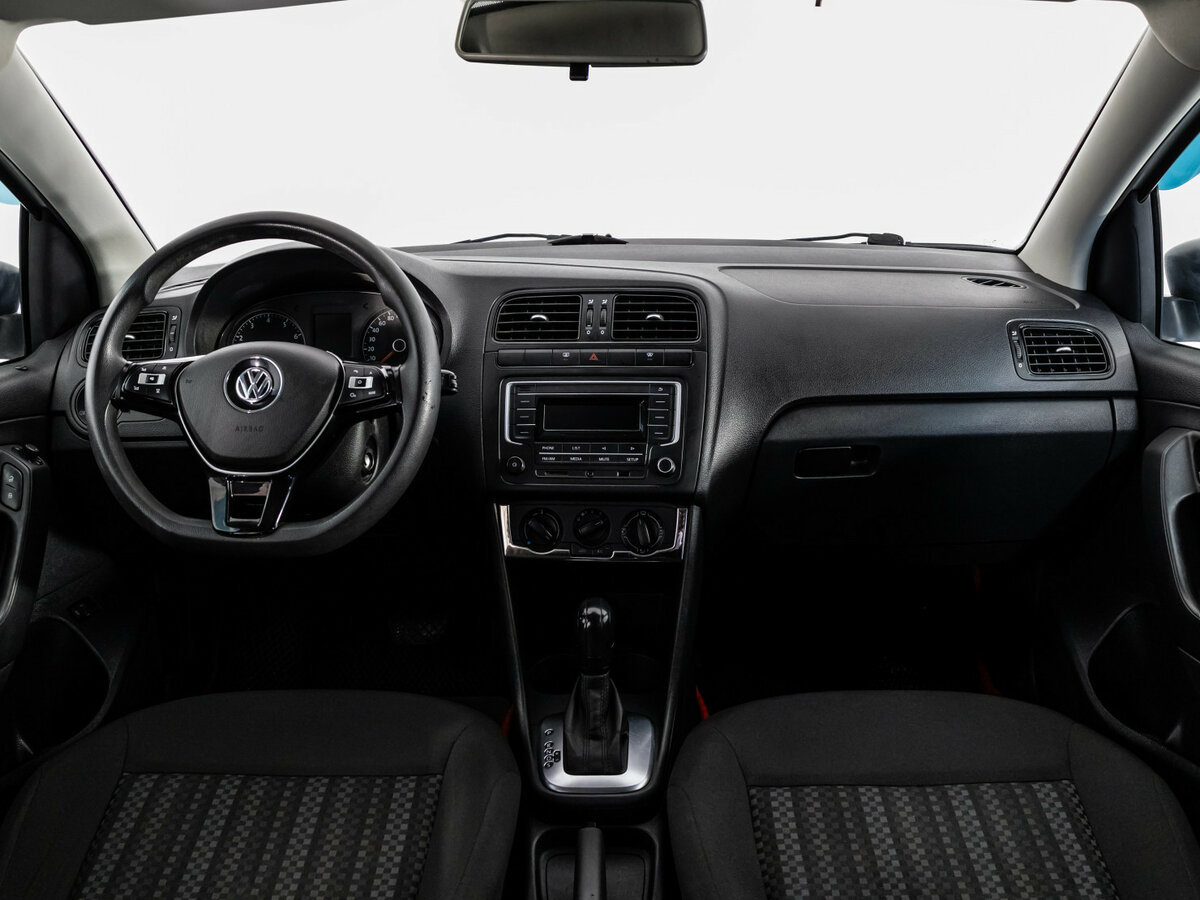 Volkswagen Polo б/у, 2016, Автоматическая. Фото: #7