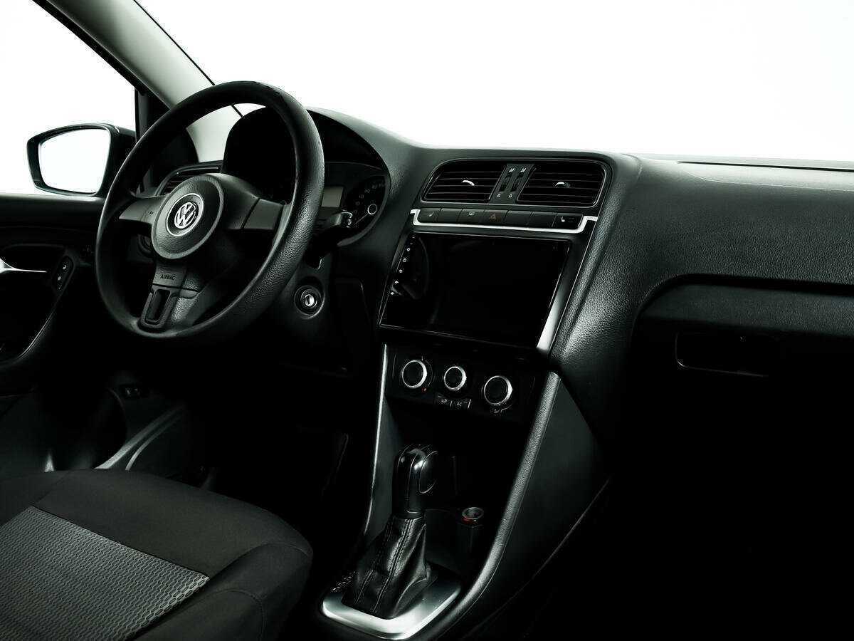 Volkswagen Polo б/у, 2012, Автоматическая. Фото: #8