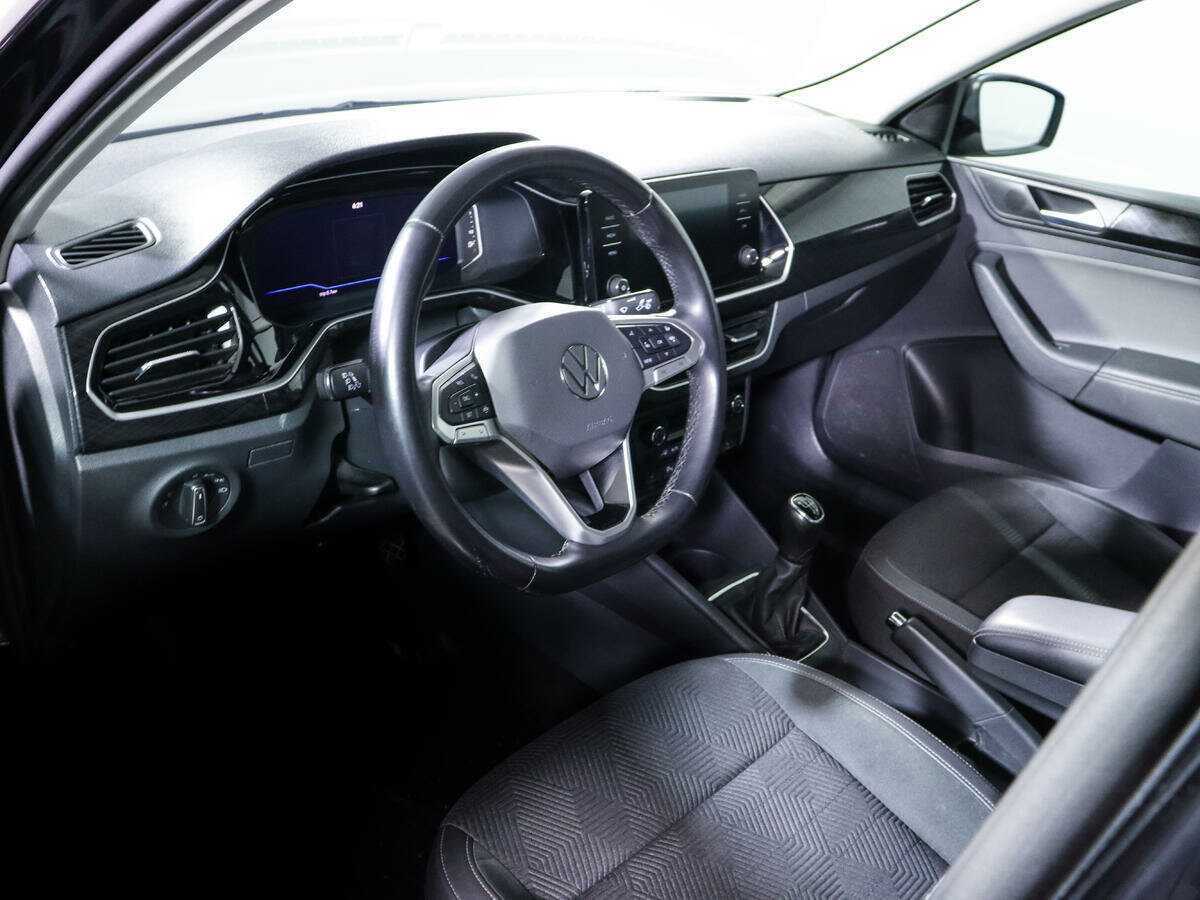 Volkswagen Polo б/у, 2020, Механическая. Фото: #11