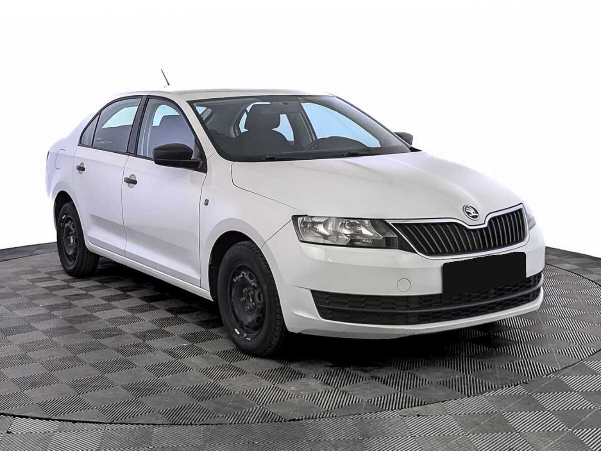 Skoda Rapid б/у, 2017, Механическая. Фото: #2
