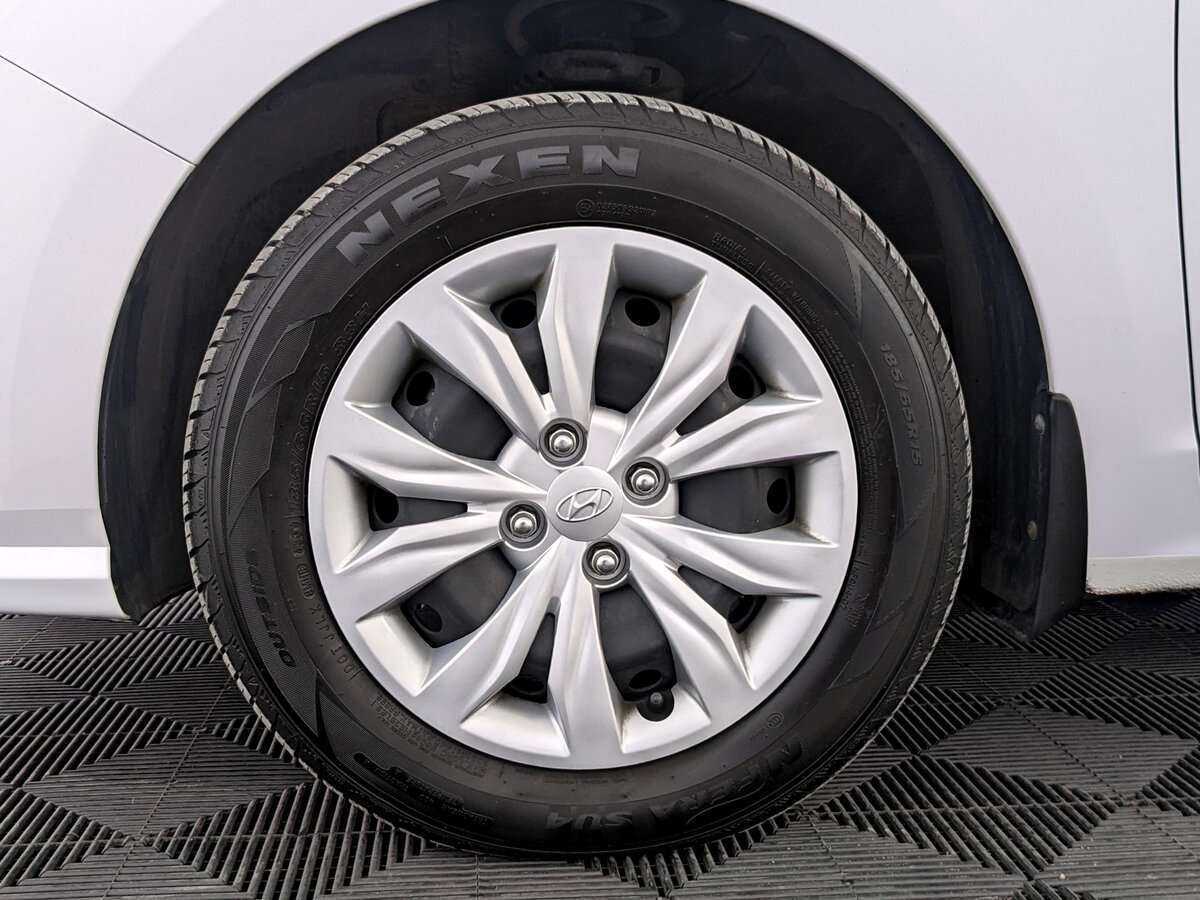 Hyundai Solaris б/у, 2022, Автоматическая. Фото: #17