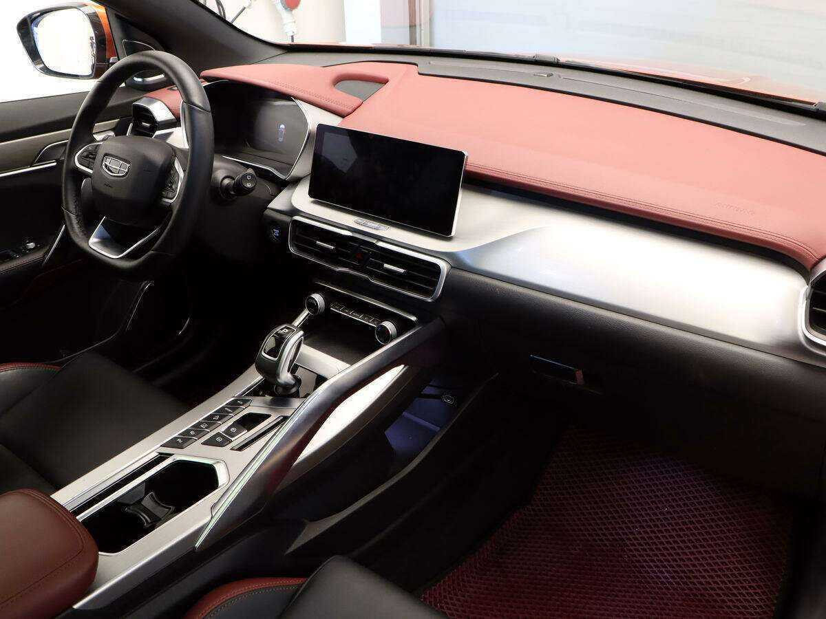 Geely Coolray б/у, 2020, Роботизированная. Фото: #5