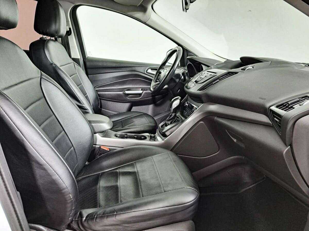 Ford Kuga б/у, 2016, Автоматическая. Фото: #8