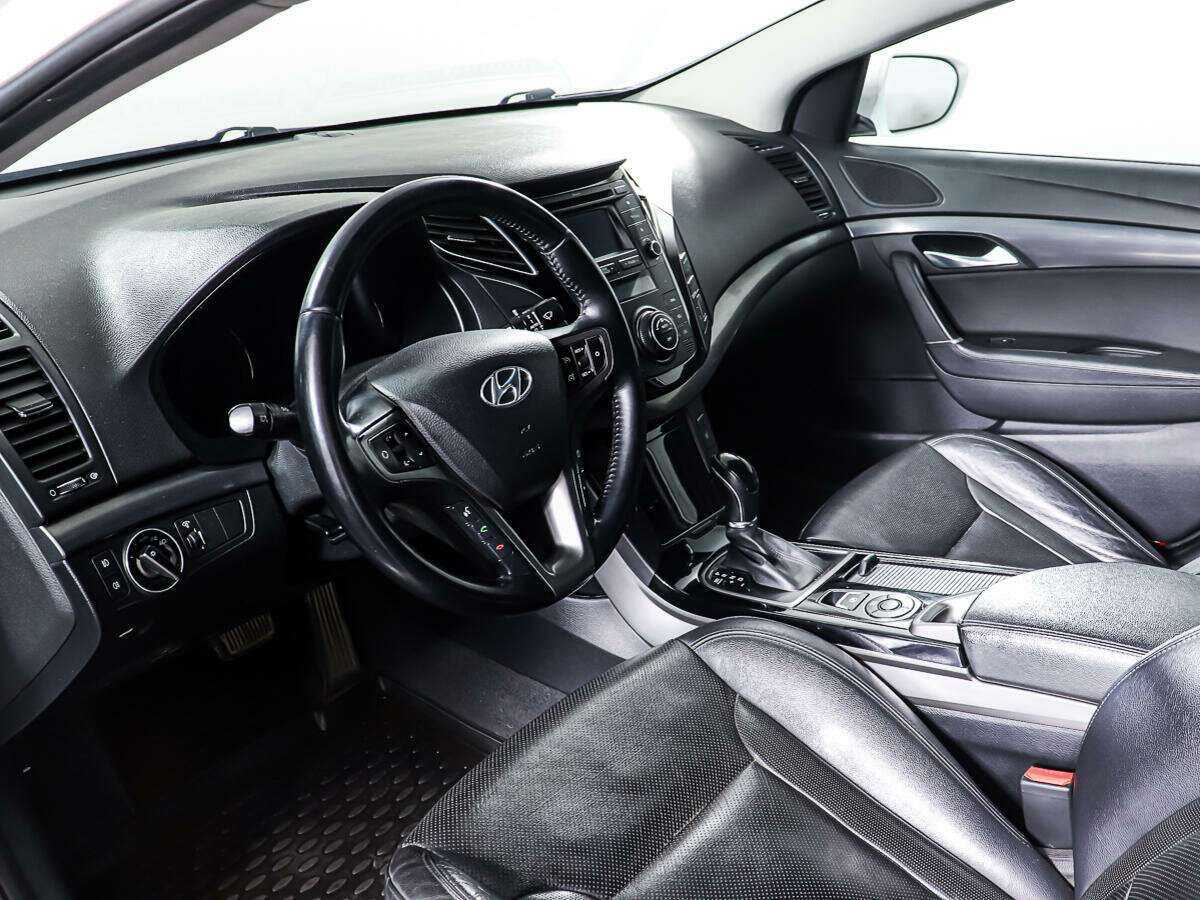 Hyundai i40 б/у, 2015, Автоматическая. Фото: #12