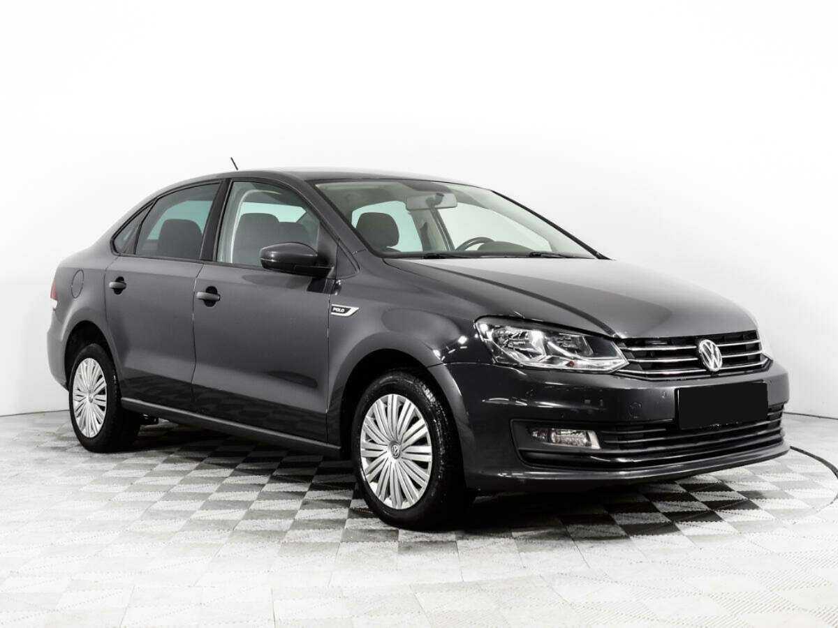 Volkswagen Polo б/у, 2018, Автоматическая. Фото: #2