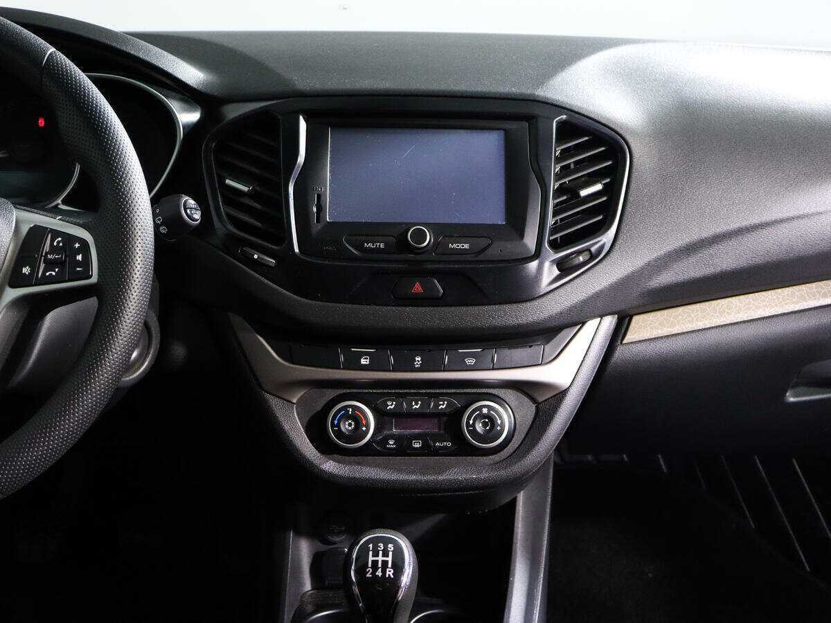 Lada (ВАЗ) Vesta б/у, 2019, Механическая. Фото: #12