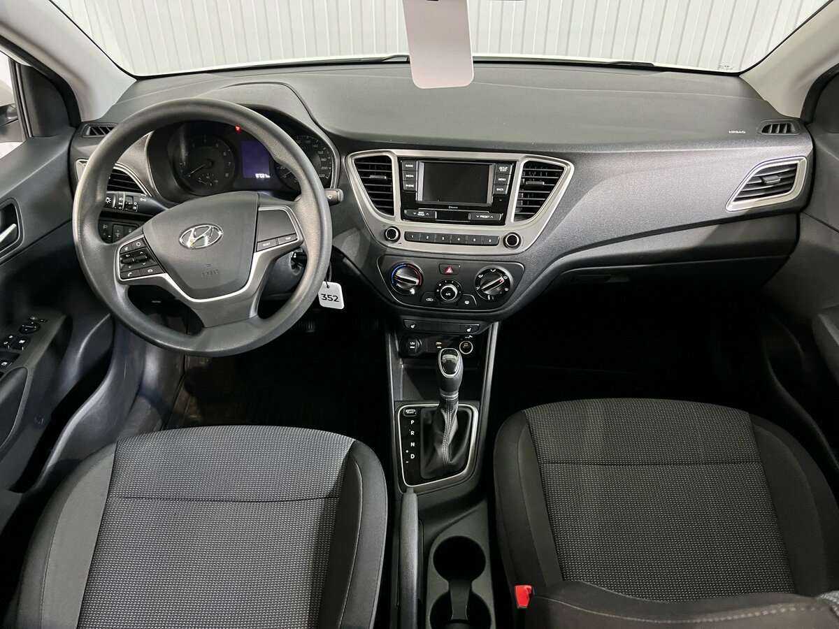 Hyundai Solaris б/у, 2021, Автоматическая. Фото: #8