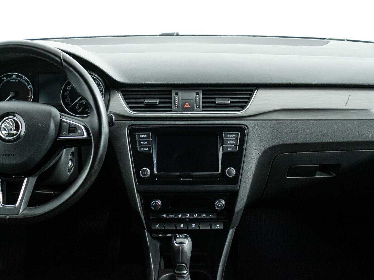 Skoda Rapid б/у, 2017, Роботизированная. Фото: #13