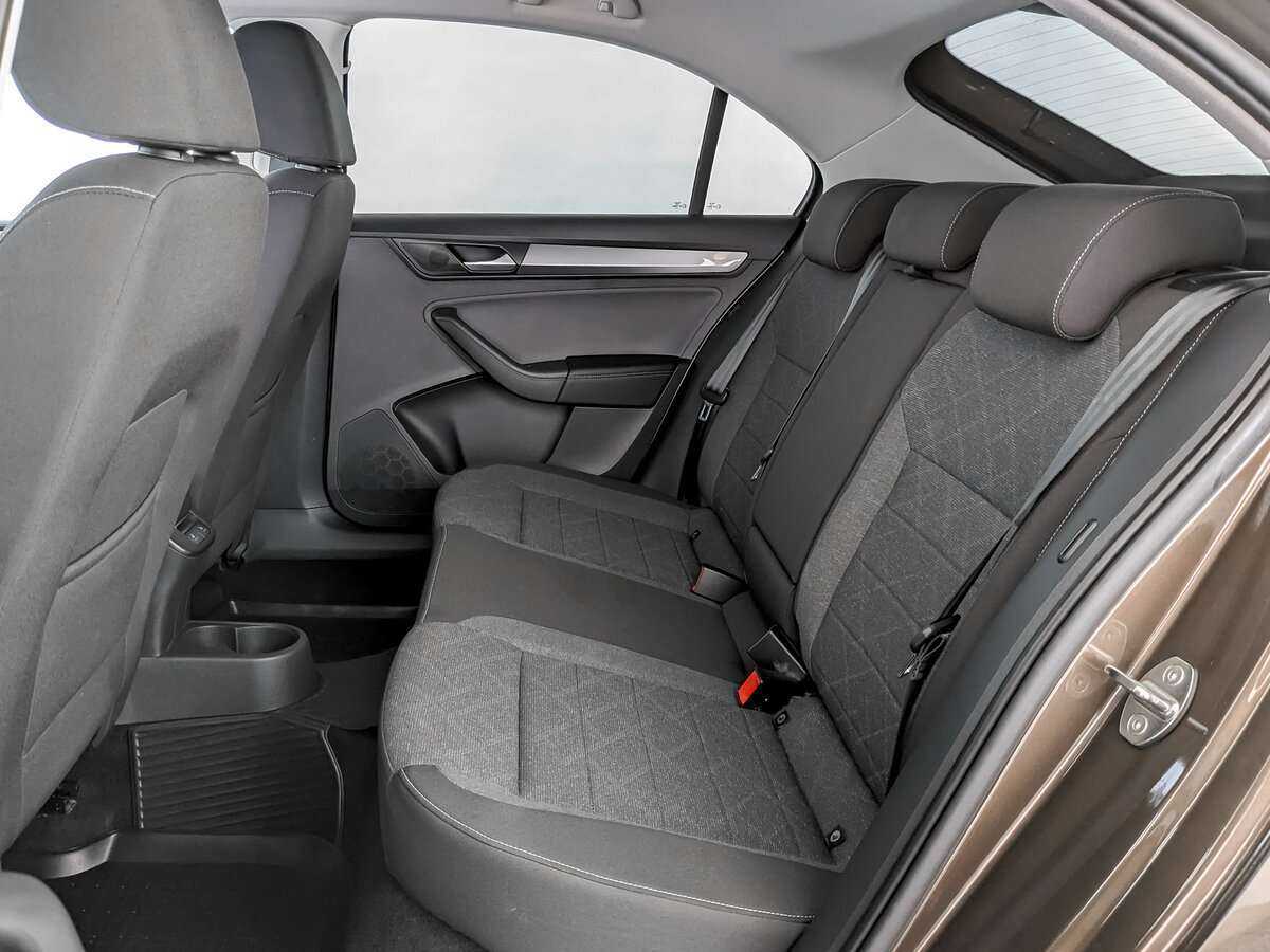 Volkswagen Polo б/у, 2021, Автоматическая. Фото: #9