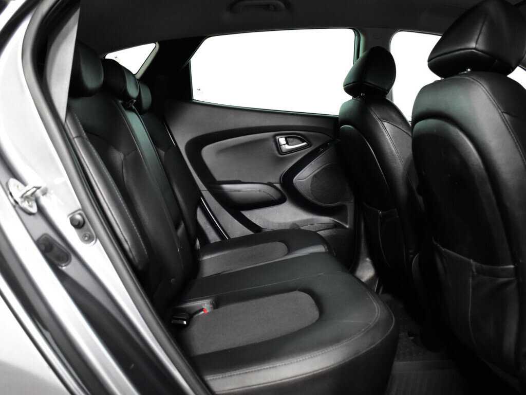 Hyundai ix35 б/у, 2015, Автоматическая. Фото: #9