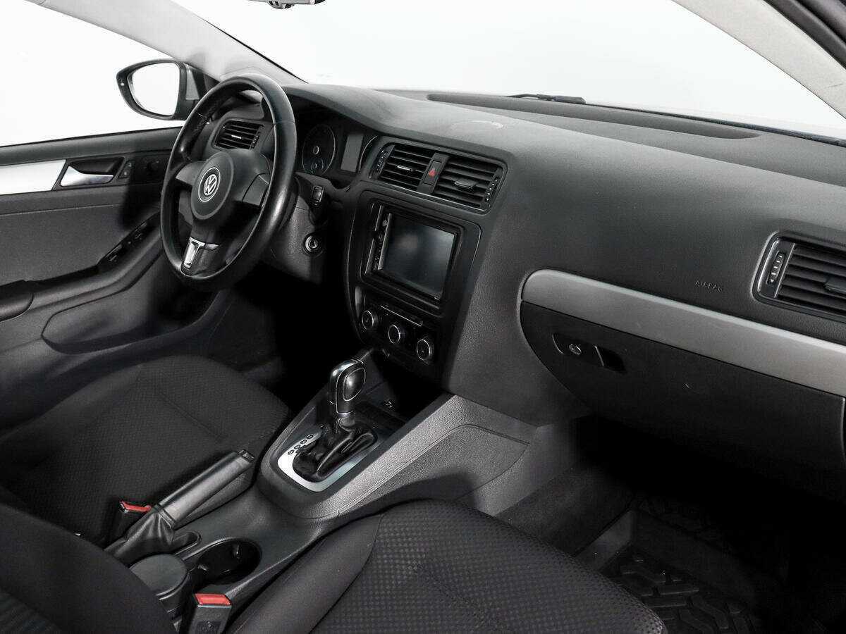 Volkswagen Jetta б/у, 2012, Роботизированная. Фото: #10