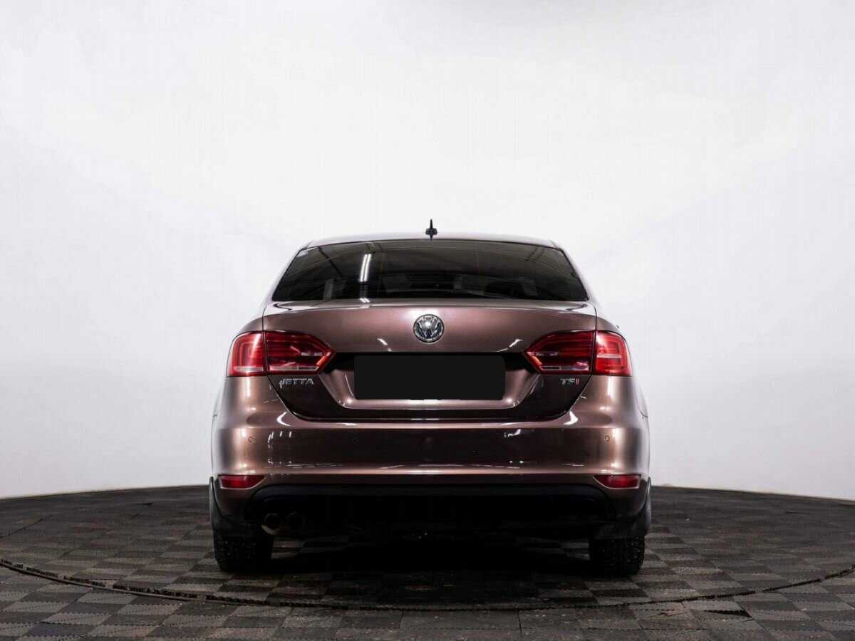 Volkswagen Jetta б/у, 2014, Механическая. Фото: #4