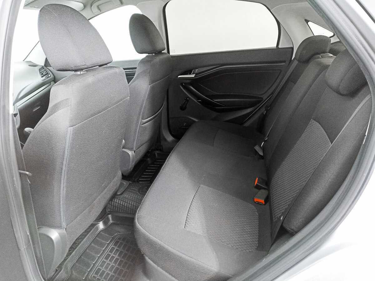 Lada (ВАЗ) Vesta б/у, 2018, Механическая. Фото: #9