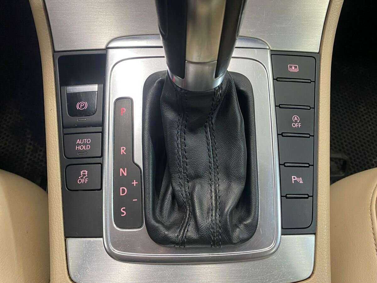 Volkswagen Passat б/у, 2012, Роботизированная. Фото: #15