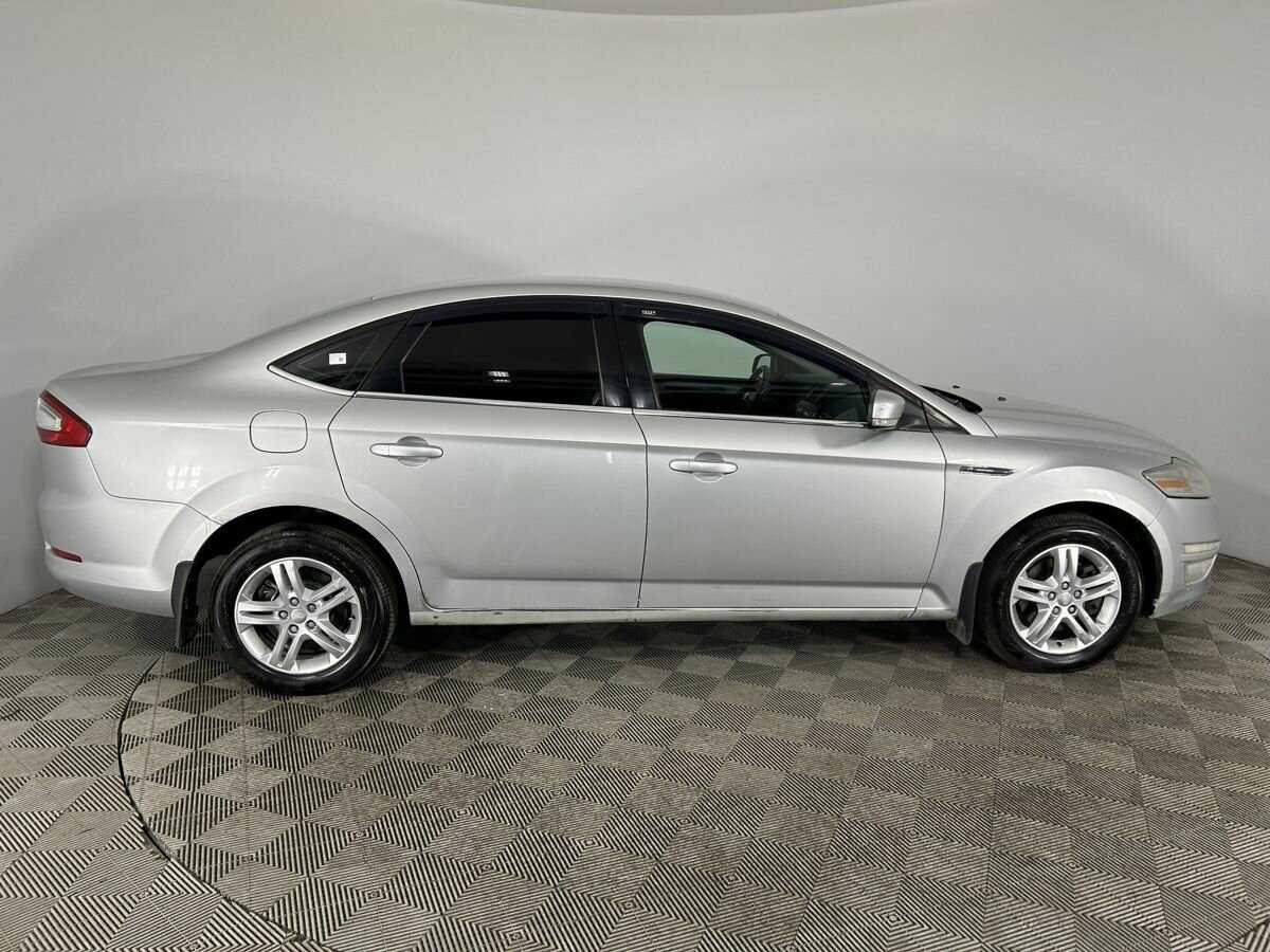 Ford Mondeo б/у, 2012, Механическая. Фото: #3