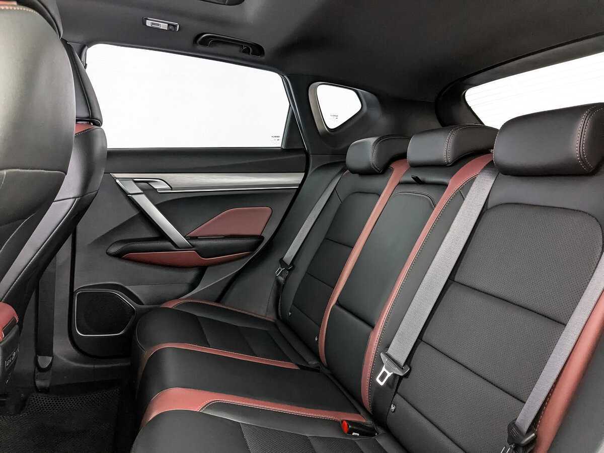 Geely Coolray б/у, 2021, Роботизированная. Фото: #13