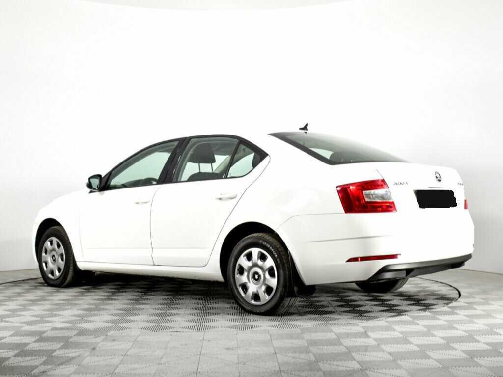 Skoda Octavia б/у, 2019, Механическая. Фото: #5