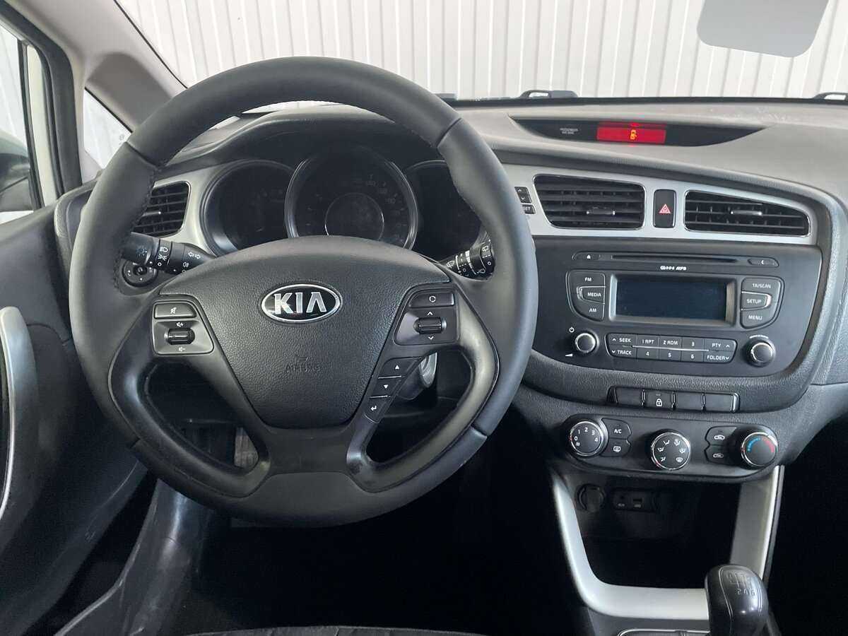 Kia Ceed б/у, 2013, Механическая. Фото: #9