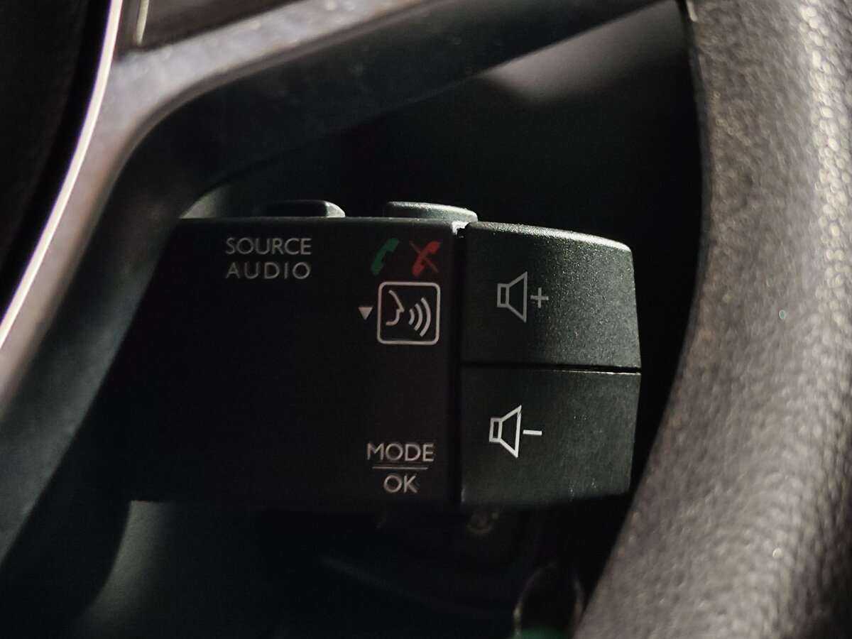 Renault Logan б/у, 2019, Автоматическая. Фото: #15