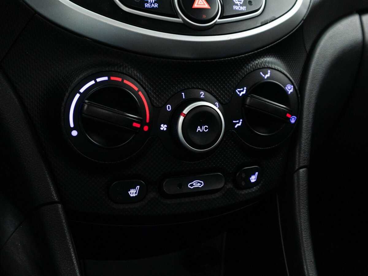 Hyundai Solaris б/у, 2013, Механическая. Фото: #14