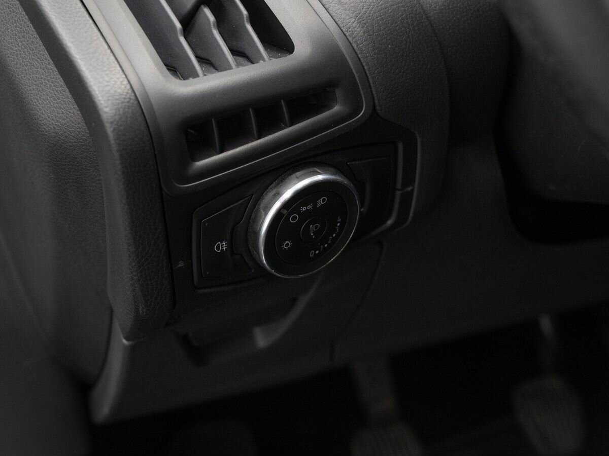 Ford Focus б/у, 2012, Механическая. Фото: #15