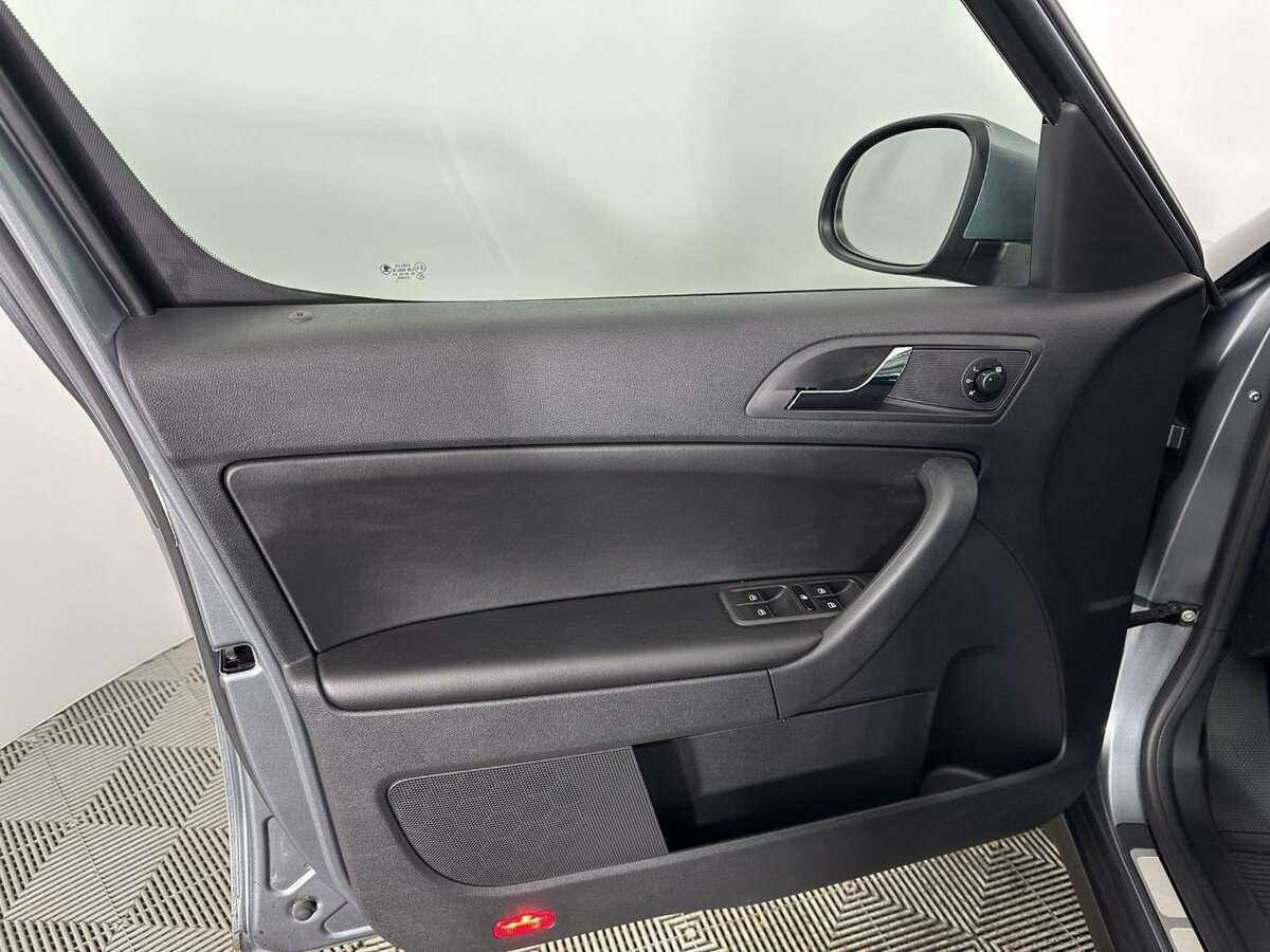 Skoda Yeti б/у, 2012, Роботизированная. Фото: #7