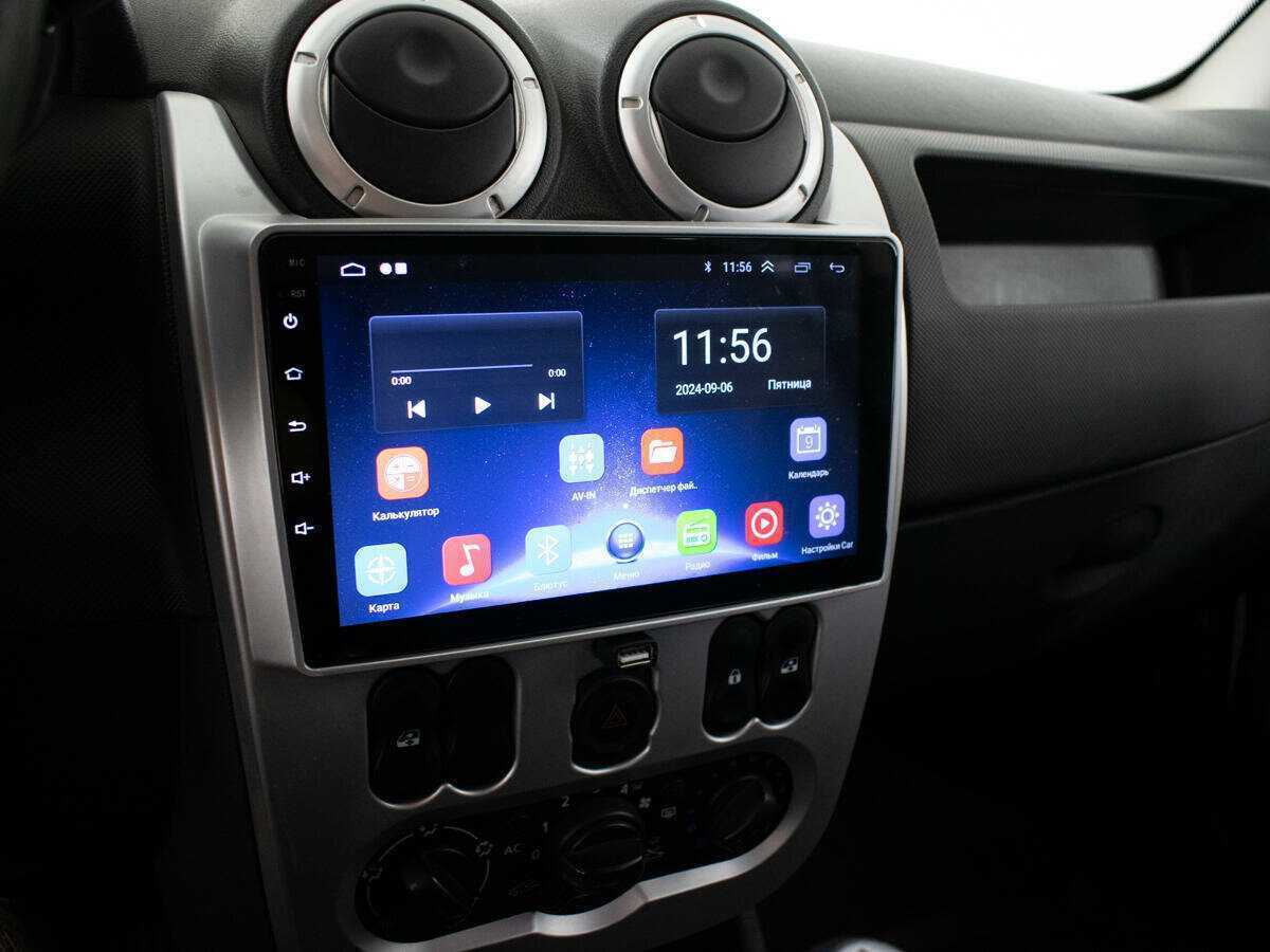 Renault Sandero б/у, 2013, Механическая. Фото: #11