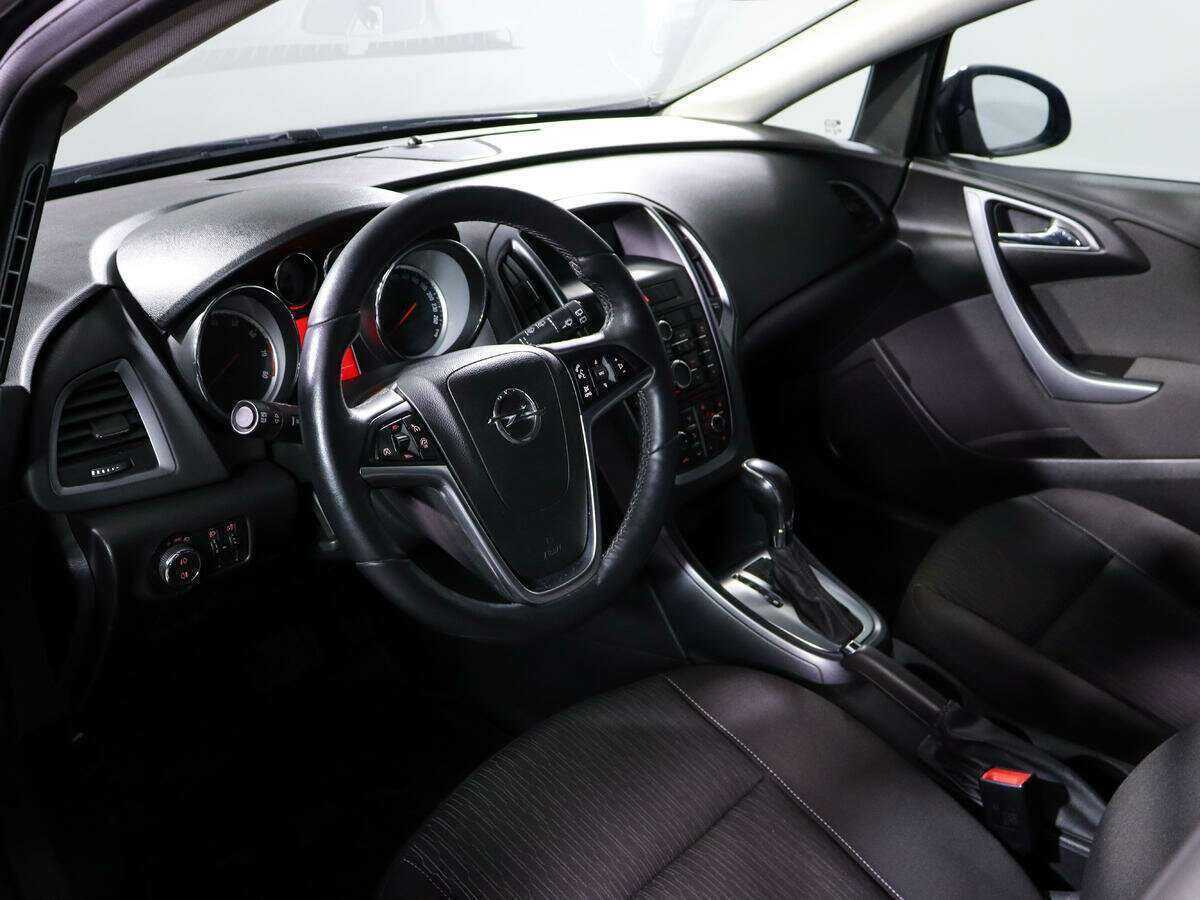 Opel Astra б/у, 2014, Автоматическая. Фото: #13