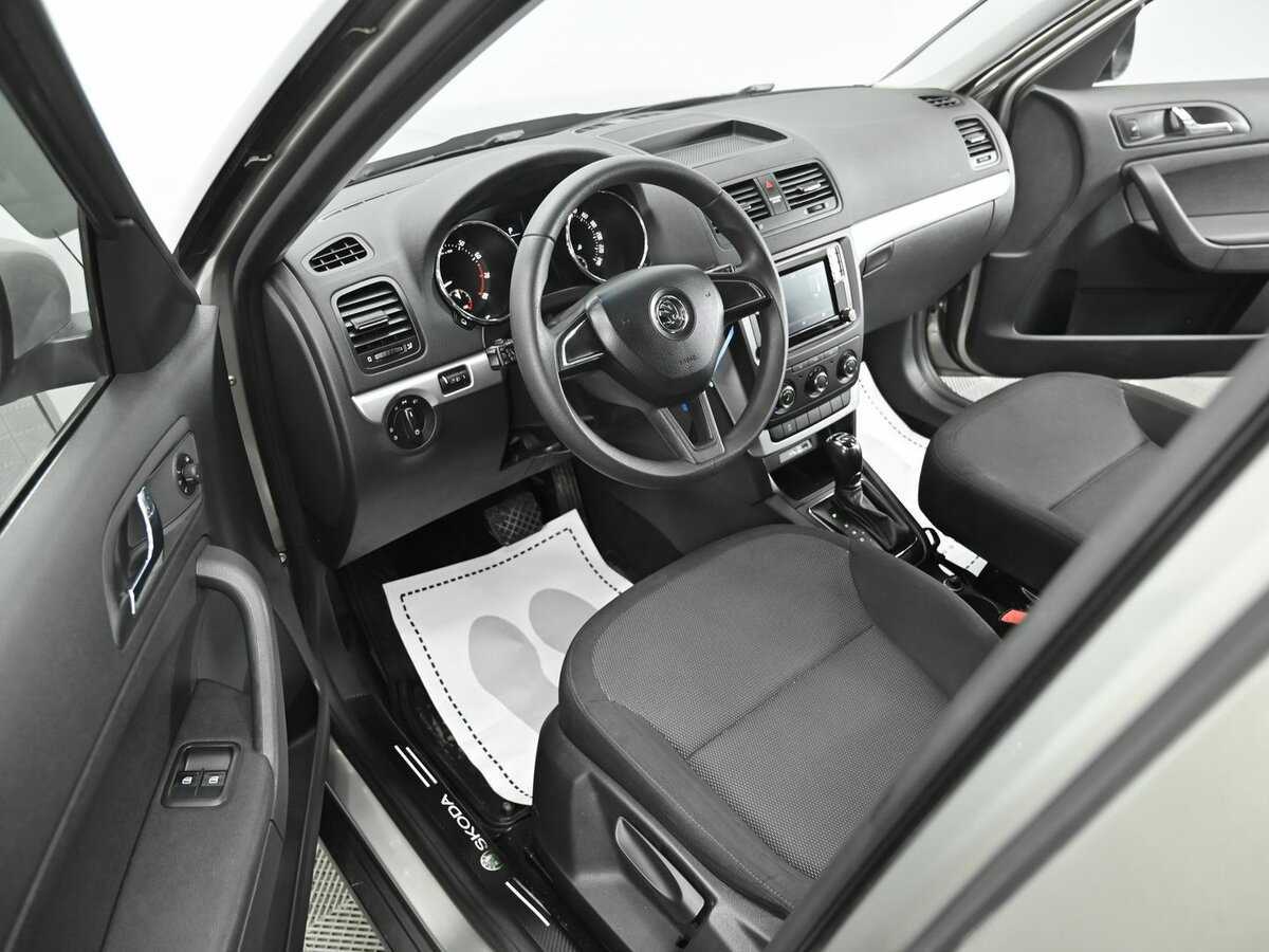 Skoda Yeti б/у, 2017, Автоматическая. Фото: #6