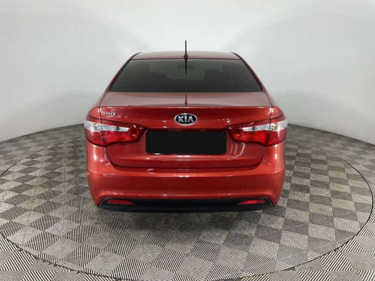 Kia Rio б/у, 2013, Механическая. Фото: #2