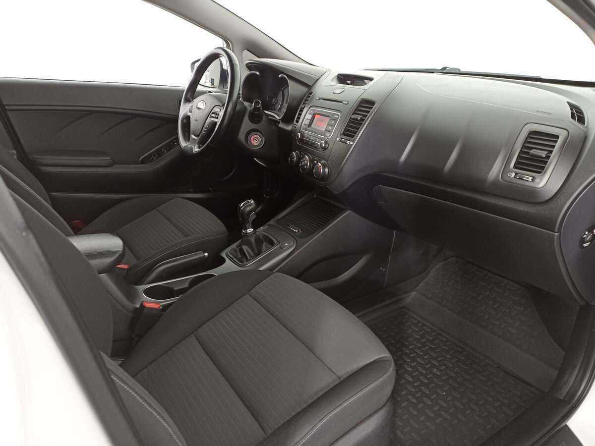 Kia Cerato б/у, 2016, Механическая. Фото: #8