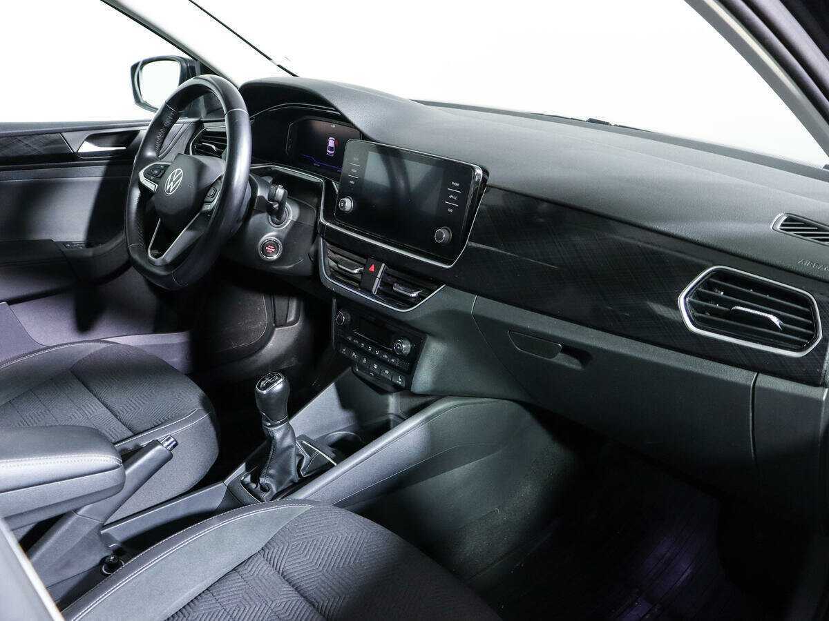 Volkswagen Polo б/у, 2020, Механическая. Фото: #6