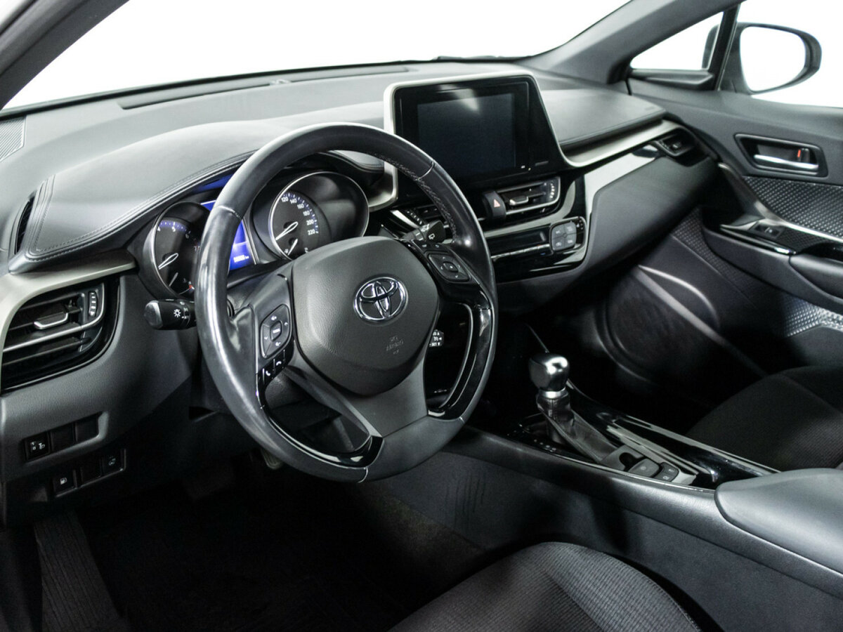 Toyota C-HR б/у, 2018, Вариатор. Фото: #10