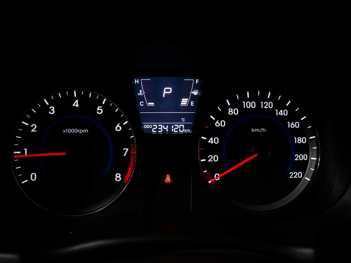 Hyundai Solaris б/у, 2013, Автоматическая. Фото: #8