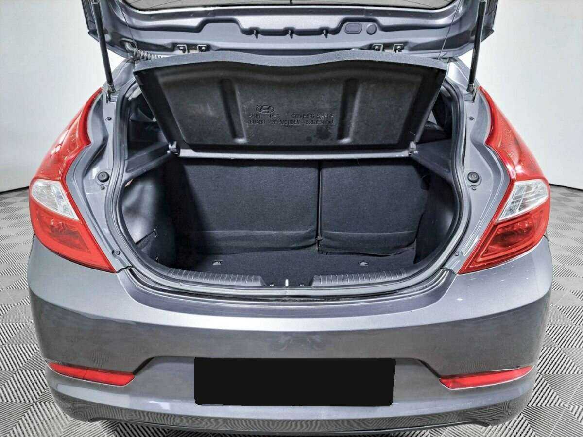 Hyundai Solaris б/у, 2016, Механическая. Фото: #9