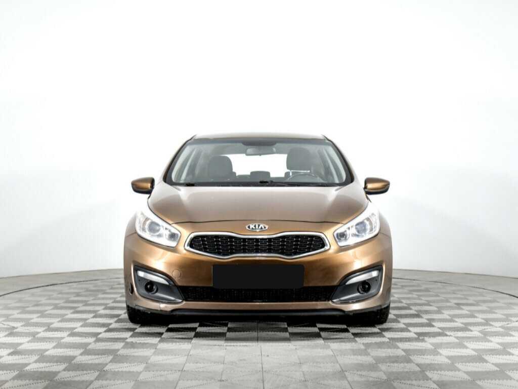 Kia Ceed б/у, 2017, Автоматическая. Фото: #1