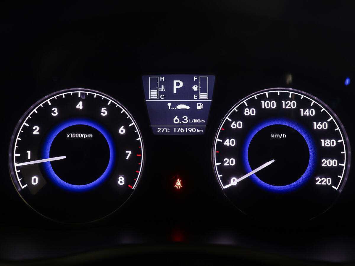 Hyundai Solaris б/у, 2016, Автоматическая. Фото: #12